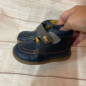 See Kai run toddler shoes size 6 - new